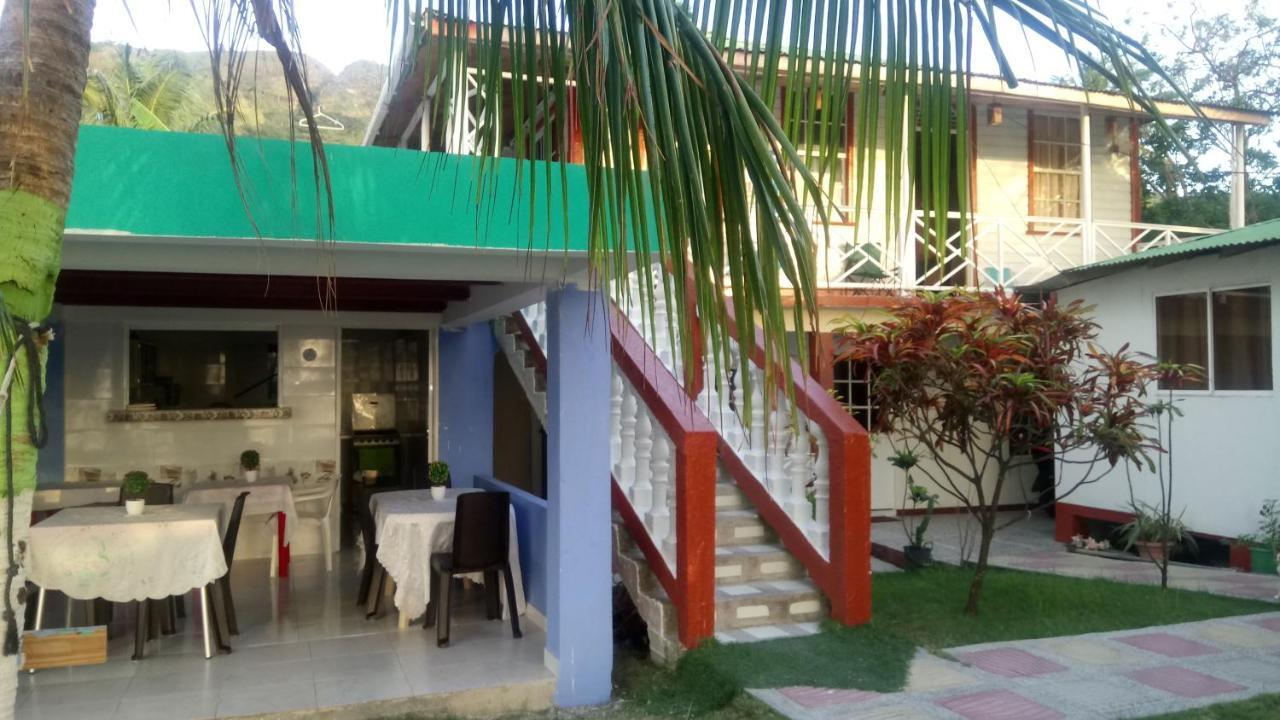 Posada Valerie Hotel Archibolds Quarto foto